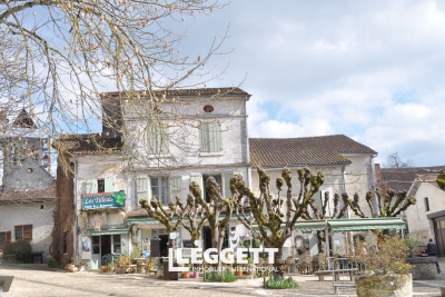 Commerce à vendre à BOURDEILLES  - 12 pièces - 308 m² 