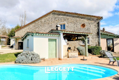 Maison à vendre à LAGUPIE  - 10 pièces - 220 m² 