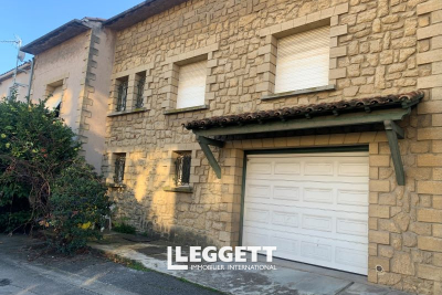 Maison à vendre à AVIGNON Sainte-Cécile-les-Vignes - 7 pièces - 230 m² 