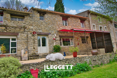 Maison à vendre à FAJAC-EN-VAL  - 7 pièces - 185 m² 