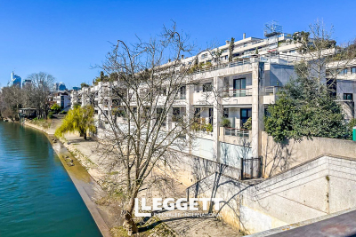 Maison à vendre à LEVALLOIS PERRET Philosophes Iii - 8 pièces - 399 m² 