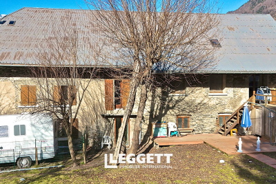 Maison à vendre à LE BOURG-D'OISANS  - 9 pièces - 189 m² 