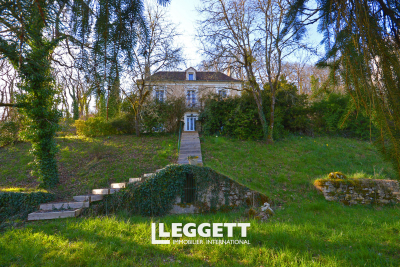Maison à vendre à SAVIGNAC LES EGLISES  - 5 pièces - 133 m² 