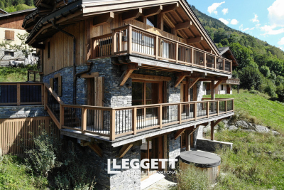 Maison à vendre à ST-MARTIN-DE-BELLEVILLE  - 6 pièces - 157 m² 