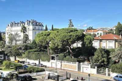 Appartement à vendre à CANNES Andon - 2 pièces - 58 m² 