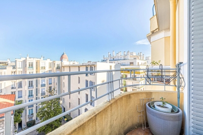 Apartment for sale in NICE  - 2 rooms - 40 m² 
