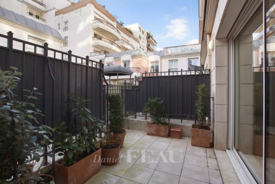 Maison à vendre à LEVALLOIS PERRET Centre Ancien - 5 pièces - 163 m² 
