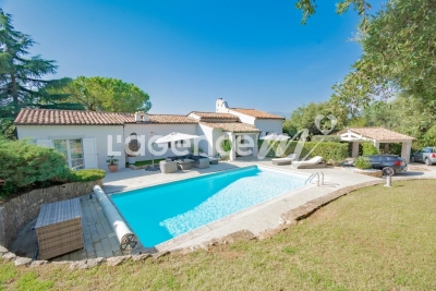 House for sale in BIOT  - 6 rooms - 230 m² 