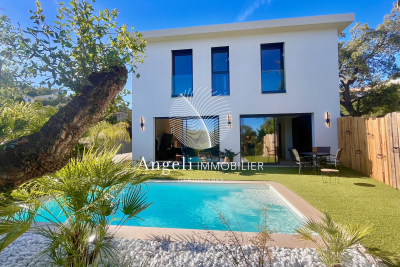 Maison à vendre à ST-AYGULF  - 4 pièces - 98 m² 