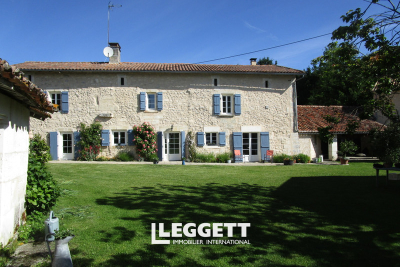 Maison à vendre à ROCHEBEAUCOURT ET ARGEN  - 9 pièces - 240 m² 