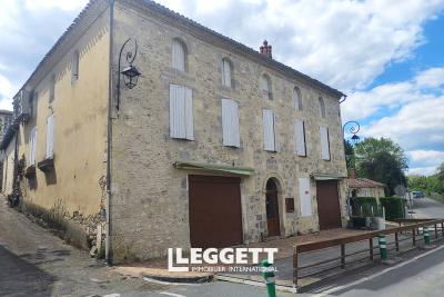 Commerce à vendre à NERAC  - 13 pièces - 460 m² 
