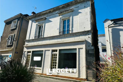 Bien à vendre à MONTBAZON  - 7 pièces - 174 m² 