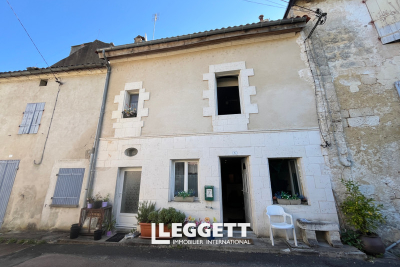 Maison à vendre à ROCHEBEAUCOURT ET ARGEN Ste-Foy des Vignes - 4 pièces - 105 m² 