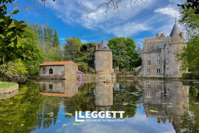 Maison à vendre commerce commes