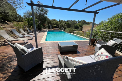 Maison à vendre à CARCÈS Villecroze - 8 pièces - 260 m² 