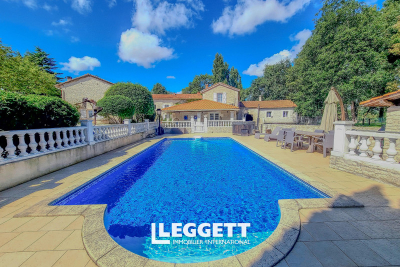 Maison à vendre à CHENON  - 22 pièces - 535 m² 