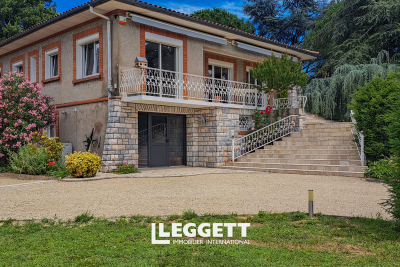 Maison à vendre à MONTAUBAN Zone Industrielle Nord - 5 pièces - 220 m² 