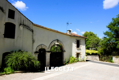 Maison à vendre à SALLES DE VILLEFAGNAN  - 7 pièces - 230 m² 