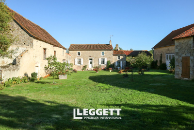 Maison à vendre à MONTMORILLON  - 8 pièces - 147 m² 