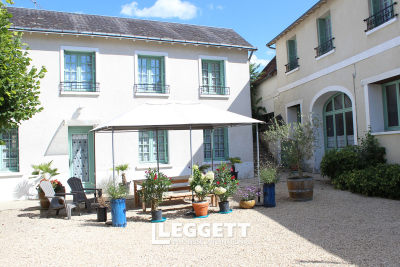 Commerce à vendre à LA ROCHE POSAY  - 20 pièces - 480 m² 