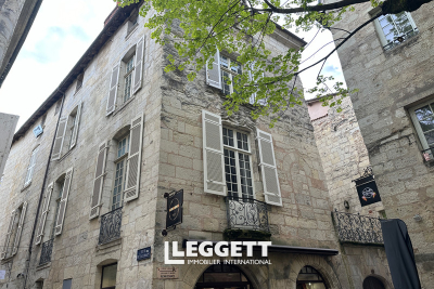 Appartement à vendre à PERIGUEUX  - 11 pièces - 233 m² 