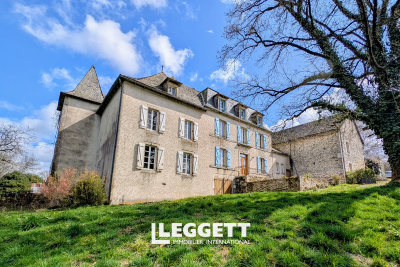 Maison à vendre à LE BAS SEGALA  - 16 pièces - 397 m² 