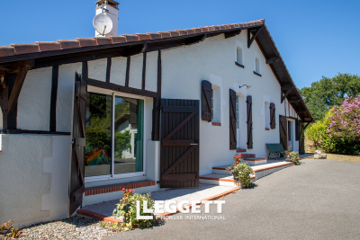 Maison à vendre à DAX  - 8 pièces - 160 m² 