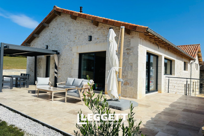 Maison à vendre à VARAIGNES  - 5 pièces - 155 m² 