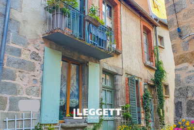 Maison à vendre à AUBUSSON  - 4 pièces - 123 m² 