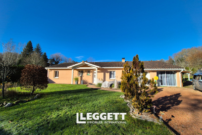 Maison à vendre à PERIGUEUX  - 9 pièces - 150 m² 