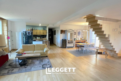 Maison à vendre à MONTIGNAC LASCAUX  - 13 pièces - 250 m² 