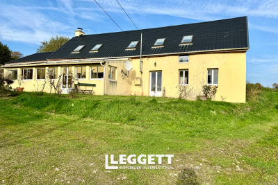 Maison à vendre à GRACE UZEL Sainte-Therese - 5 pièces - 130 m² 