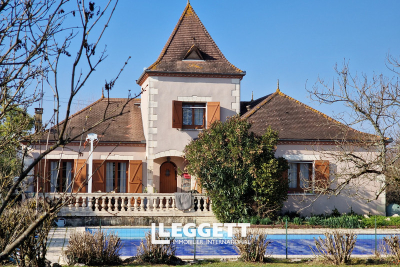 Maison à vendre à MONTPON MENESTEROL  - 5 pièces - 140 m² 