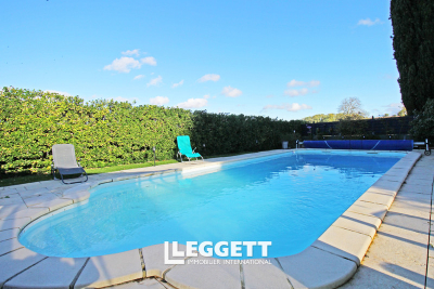 Maison à vendre à BELLEGARDE-DU-RAZÈS  - 7 pièces - 222 m² 