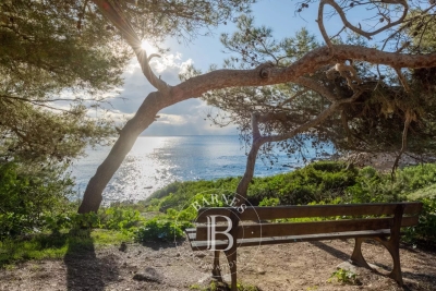 Maison à vendre à LA SEYNE-SUR-MER Nord Rn7 - 10 pièces - 240 m² 