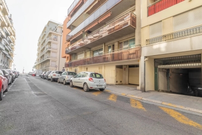 Parking/Garage à vendre à NICE    