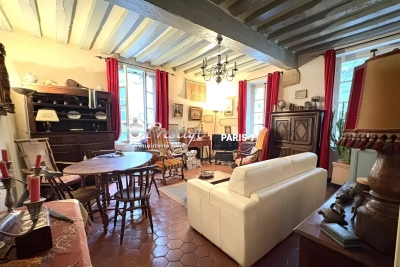 Appartement à vendre à PARIS 7EME Clignancourt 15 - 2 pièces - 54 m² 