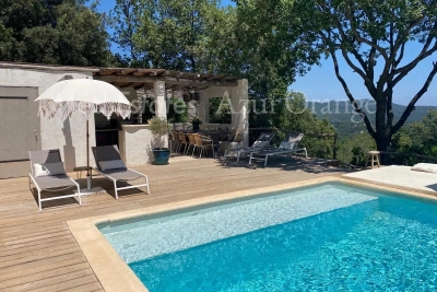 Maison &agrave; vendre &agrave; LA GARDE-FREINET La Garde-Freinet - 12 pi&egrave;ces - 300 m&sup2; 