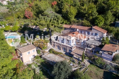 Maison &agrave; vendre &agrave; FALICON  - 10 pi&egrave;ces - 329 m&sup2; 