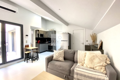 Appartement à louer à NICE Sainte-Rosalie-Arbre Inferieur - 3 pièces - 43 m² 