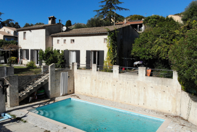 House for sale in VENCE  - 6 rooms - 166 m² 