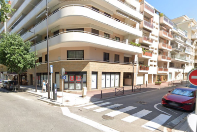 Parking/Garage à louer à ANTIBES   - 12 m² 