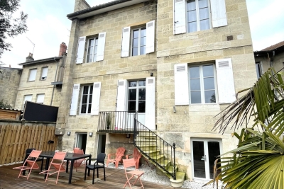 Bien à vendre à BORDEAUX   - 400 m² 