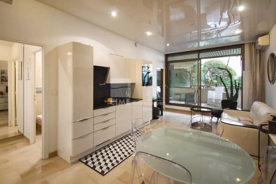 Apartment for sale in CANNES  - 1 rooms - 37 m² 