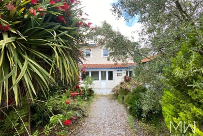 Maison à vendre à LÈGE-CAP-FERRET  - 9 pièces - 172 m² 