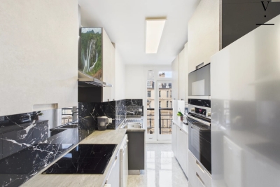 Appartement à louer à PARIS 3EME Folie Mericourt - 4 pièces - 104 m² 