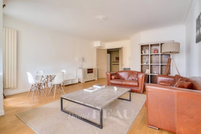 Appartement à louer à PARIS 7EME Palais Royal - 5 pièces - 104 m² 