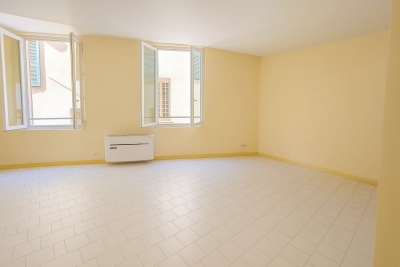 Appartement à vendre plein pied nice coeur centre ville 