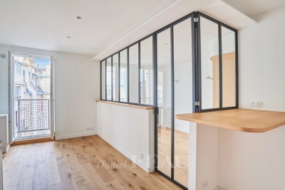 Appartement à louer à PARIS 16EME Palais Royal - 2 pièces - 28 m² 