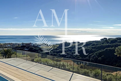 House for sale in CANNES  - 9 rooms - 230 m² 